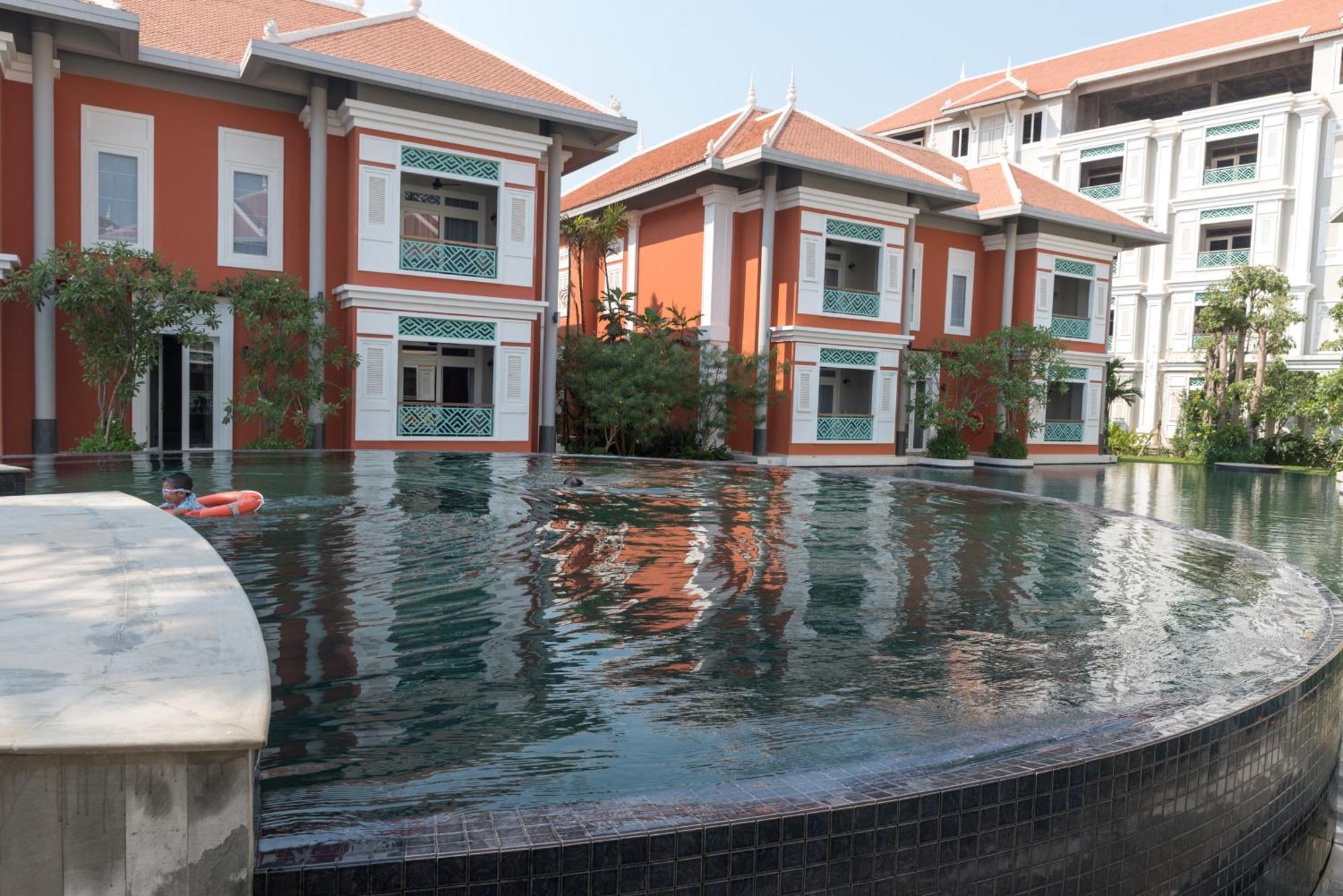 The Royal Family Suites By Memoire Palace Resort & Spa Siem Reap Exterior photo